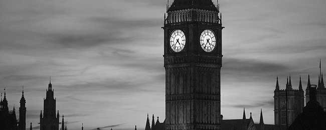 escape room Barcelona Sherlock: se viste de negro