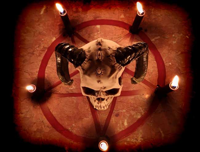 escape room Barcelona Blasphemia