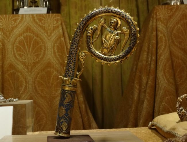 escape room Asturias El báculo de Carlos V