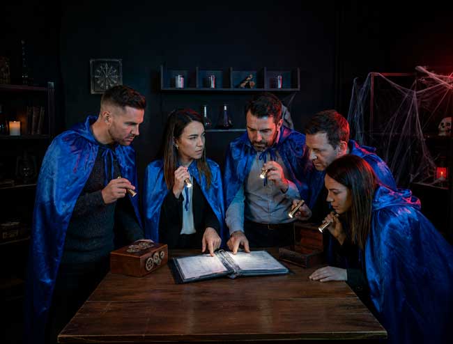 escape room Barcelona El Proyecto de la Bruja