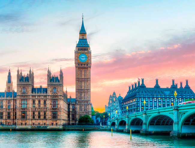 escape room Alicante Sherlock: Objetivo Moriarty