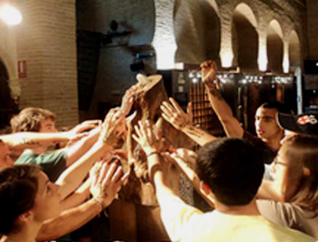 escape room Toledo Cluedo "La hermandad"